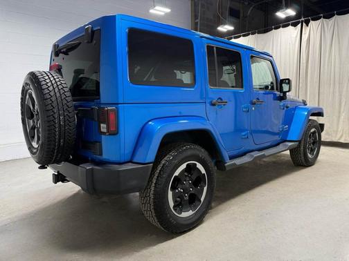 2014 Jeep Wrangler Unlimited Polar Edition