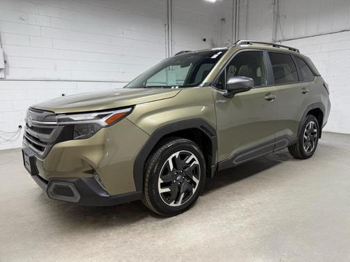 Autumn Green Metallic 2025 Subaru Forester Hybrid Limited