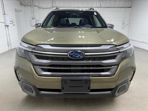 Autumn Green Metallic 2025 Subaru Forester Hybrid Limited