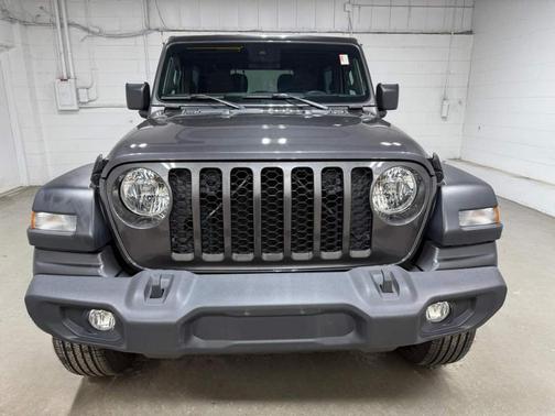 Granite Crystal Clearcoat Metallic 2024 Jeep Wrangler Sport