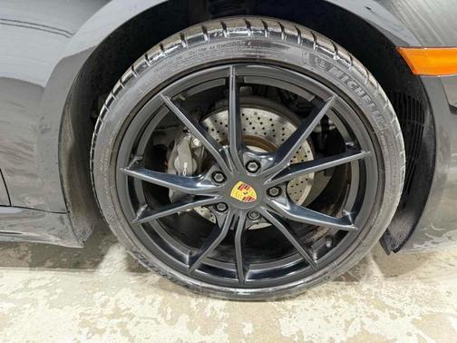 2023 Porsche 718 Cayman PRISTINE CONDITION- SHOWROOM NEW BIG OPTION 718