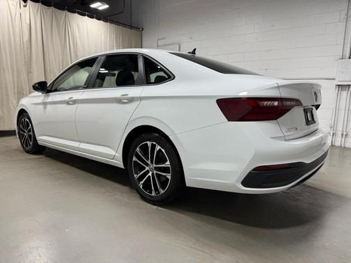 2024 Volkswagen Jetta 1.5T Sport