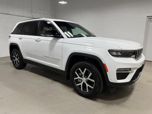 Bright White Clearcoat 2025 Jeep Grand Cherokee Limited
