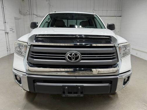 2014 Toyota Tundra SR5