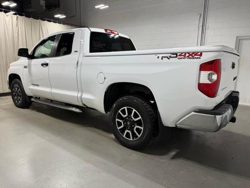 2014 Toyota Tundra SR5