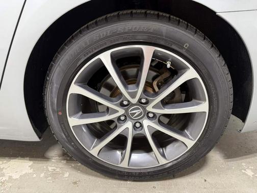 2017 Acura TLX V6 w/Technology Package