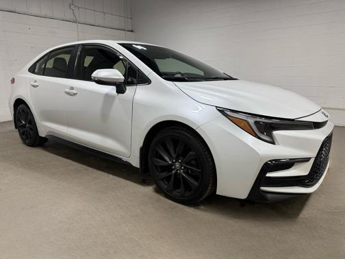 2023 Toyota Corolla Hybrid SE