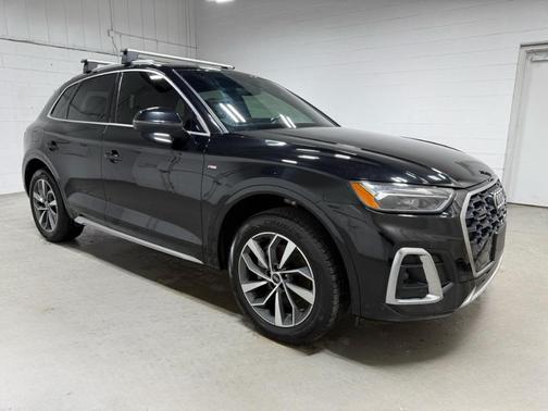 2023 Audi Q5 45 S line quattro Premium