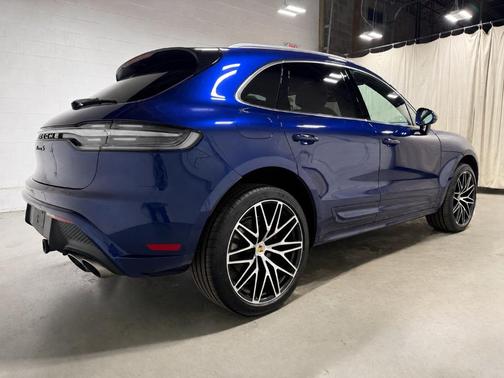 2023 Porsche Macan S