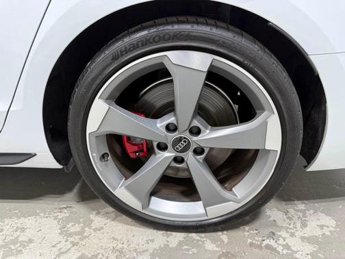 2024 Audi A4 45 S line quattro Premium