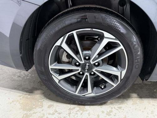 Gravity Gray 2024 Kia Forte LXS