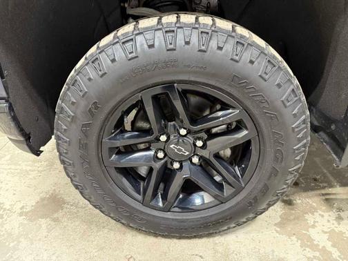 2019 Chevrolet Silverado 1500 Custom Trail Boss