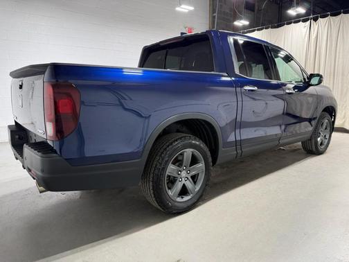 Obsidian Blue Pearl 2023 Honda Ridgeline RTL-E