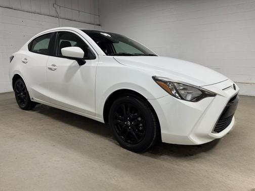 2017 Toyota Yaris iA Base