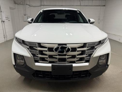 Ice White 2022 Hyundai SANTA CRUZ 2.5L SEL