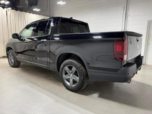 Crystal Black Pearl 2023 Honda Ridgeline RTL-E