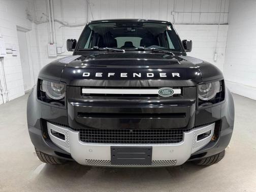 2022 Land Rover Defender 110 S