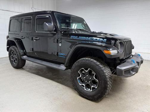 Black Clearcoat 2023 Jeep Wrangler 4xe Rubicon
