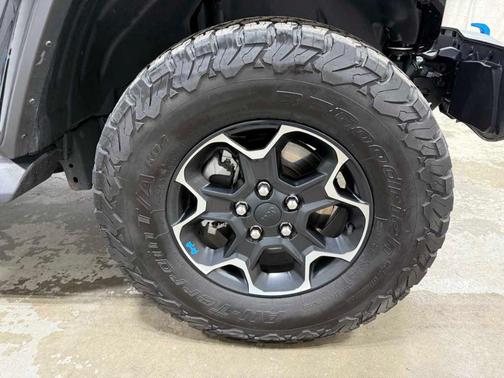 Black Clearcoat 2023 Jeep Wrangler 4xe Rubicon