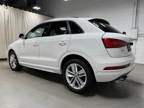 2016 Audi Q3 2.0T Premium Plus
