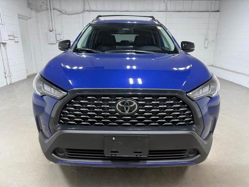 2025 Toyota Corolla Cross LE