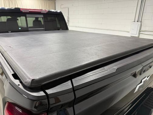 Black 2022 Chevrolet Silverado 1500 RST