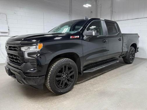 Black 2022 Chevrolet Silverado 1500 RST