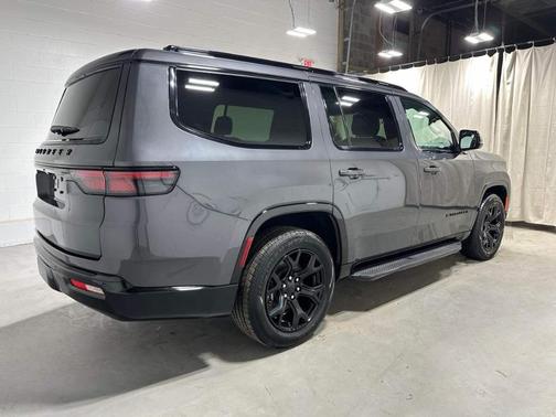 2023 Jeep Wagoneer Series II