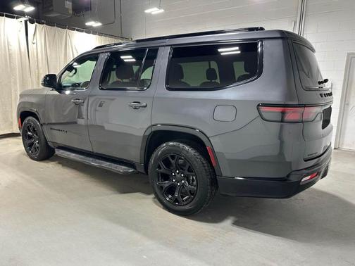 2023 Jeep Wagoneer Series II