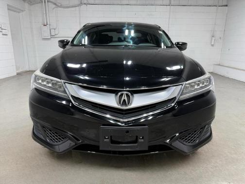 2018 Acura ILX LOW MILES! 35MPG!
