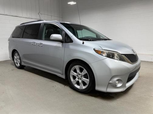 2014 Toyota Sienna SE