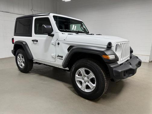 2021 Jeep Wrangler Sport