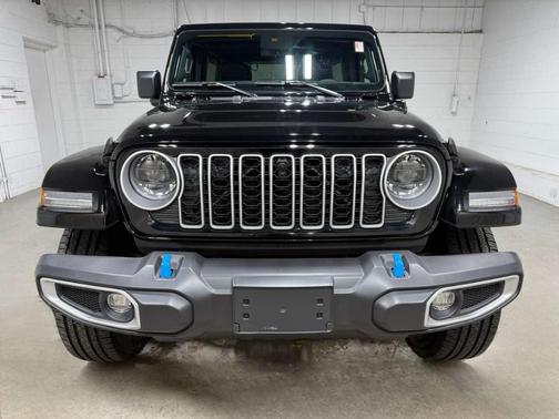 Black Clearcoat 2024 Jeep Wrangler 4xe Sahara