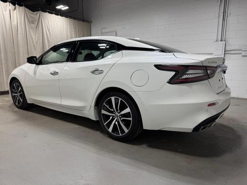 2021 Nissan Maxima SV