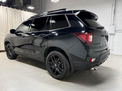 2024 Honda Passport Black Edition