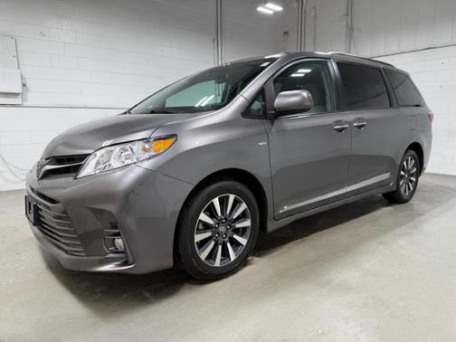 2018 Toyota Sienna XLE Premium