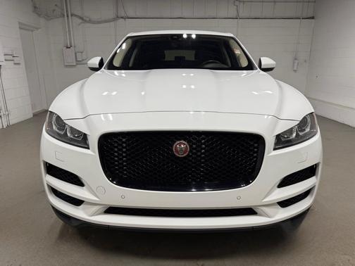 2020 Jaguar F-PACE 25t Premium