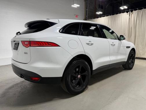 2020 Jaguar F-PACE 25t Premium
