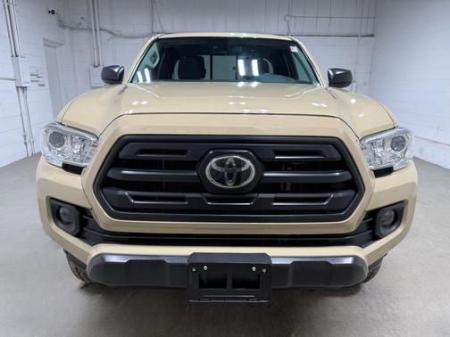 2019 Toyota Tacoma SR