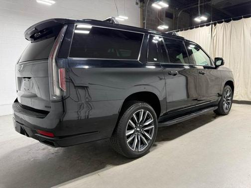 2021 Cadillac Escalade ESV Sport