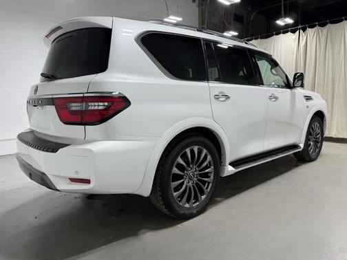 2021 Nissan Armada Platinum