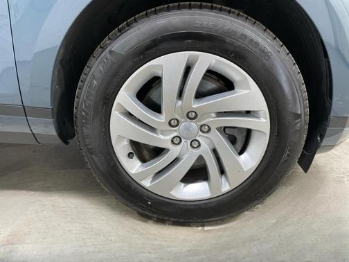 Tribeca Blue 2025 Land Rover Range Rover Evoque Core S