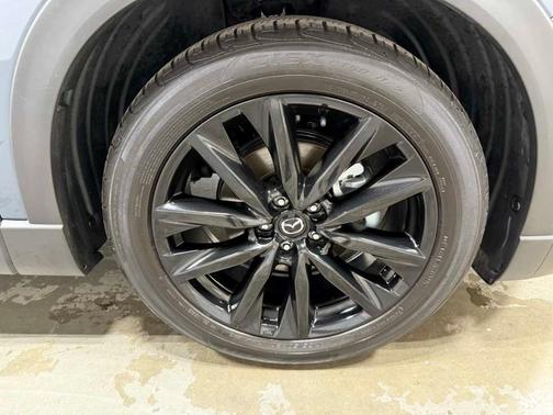 2022 Mazda CX-9 Carbon Edition