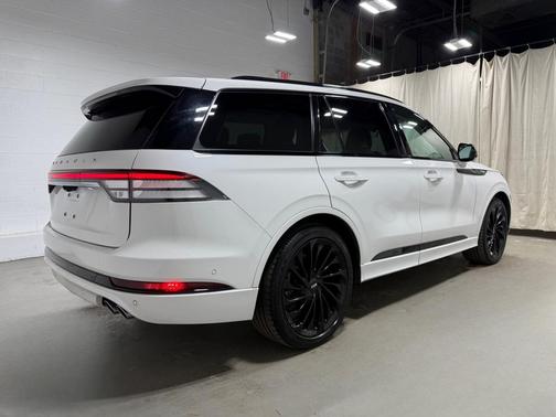 2023 Lincoln Aviator Reserve AWD