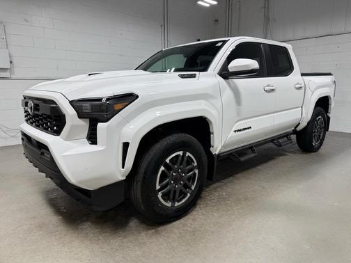 Ice 2025 Toyota Tacoma Hybrid TRD 326 HORSE MOONROOF UPGRADE PKG