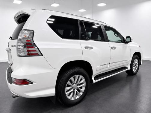 Starfire Pearl 2019 Lexus GX 460 Base
