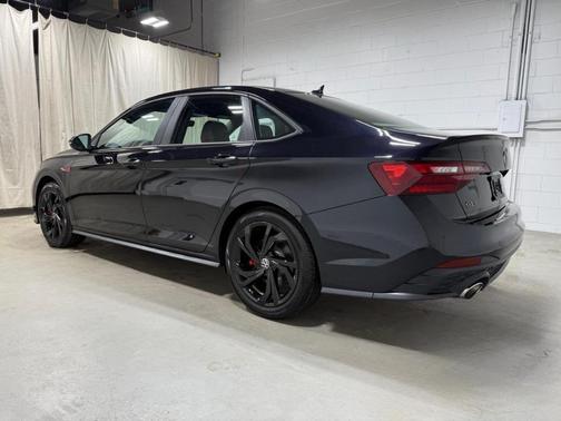 2024 Volkswagen Jetta GLI 2.0T Autobahn