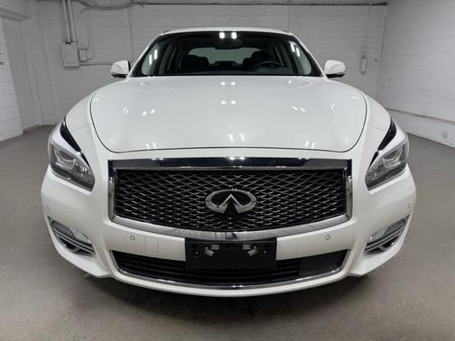 2015 INFINITI Q70 3.7X