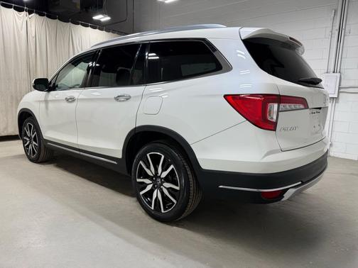 2019 Honda Pilot Touring 7-Passenger