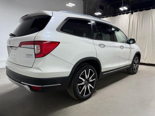 2019 Honda Pilot Touring 7-Passenger